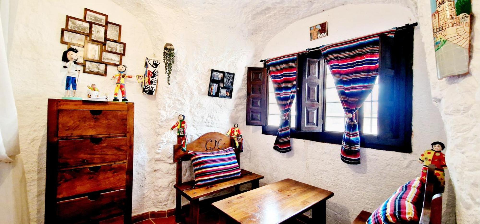 Casa Cueva Cascamorras "Capricho Andaluz" Baza Exterior photo